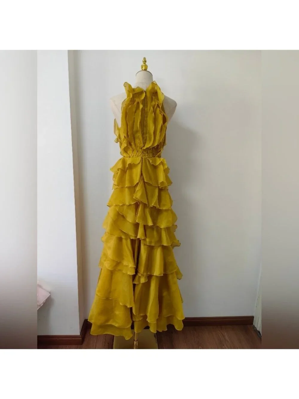 AJE Cleo Gown - Picture 10 of 15